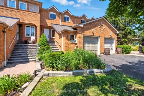 4 Heaver Drive, ON L1N 8X2