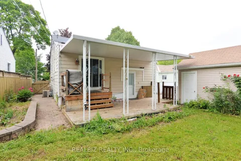 15 Oak Street, ON L1S 1X7