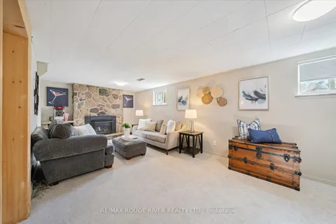 810 Zator Avenue, ON L1W 1X9