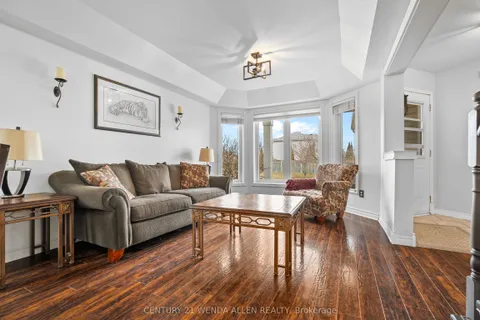 6 Hammond Street, ON L1C 5E5
