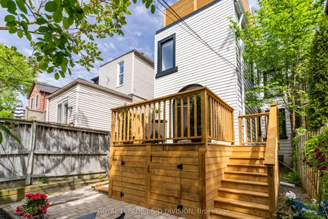 59 Austin Avenue, ON M4M 1V7
