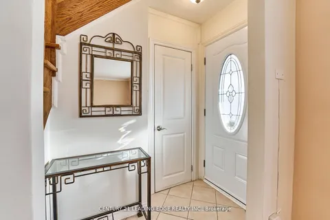 14 Flora Drive, ON M1P 1A3