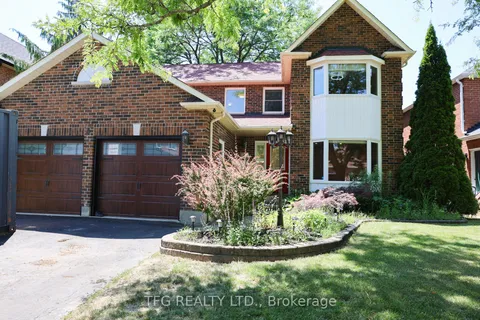4 Carriage Lane, ON L1E 1J9
