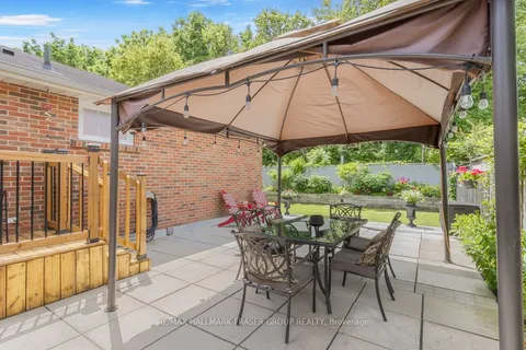 756 Hillcrest Road, ON L1W 2P4