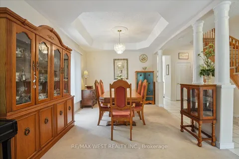 1964 Walreg Drive, ON L1G 7W1