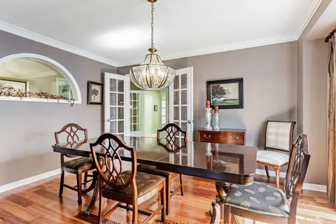49 Rothean Drive, ON L1P 1L5
