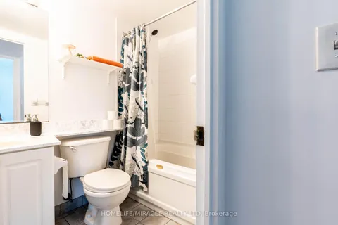1 Lee Centre Drive, ON M1H 3J2