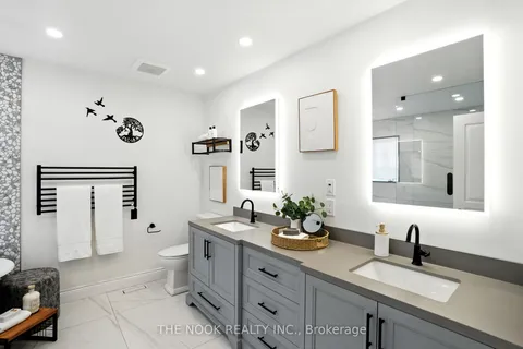 30 Rumbellow Crescent, ON L1Z 0P8