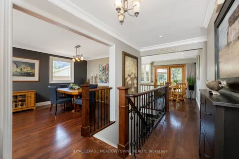 52 Canadian Oaks Drive, ON L1N 6W8