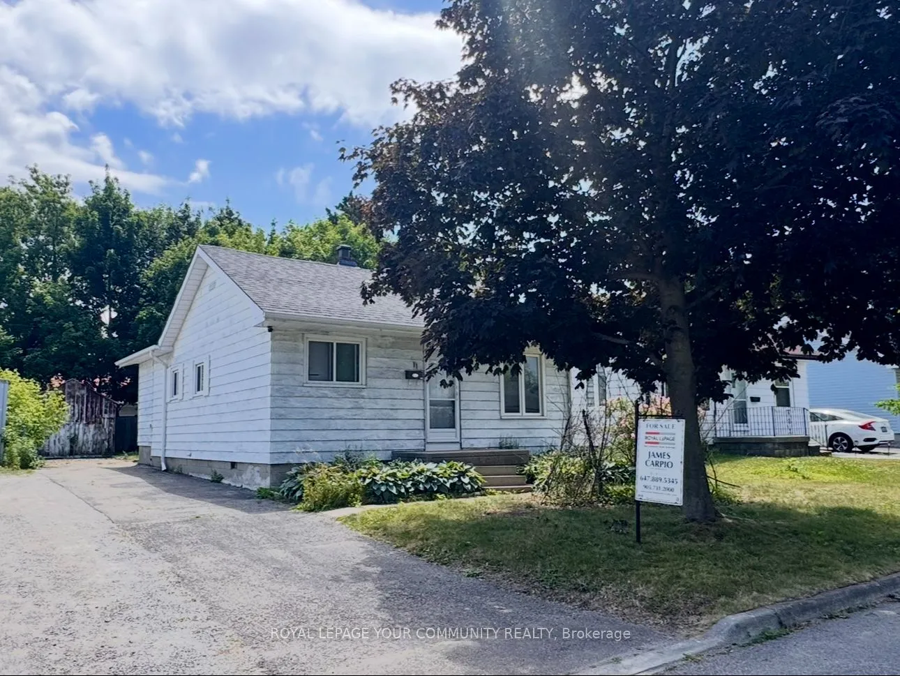 11 Pine Street, ON L1S 1X8