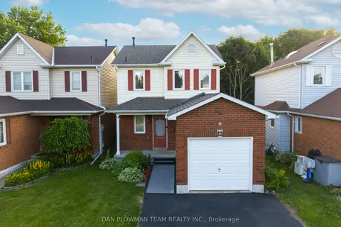 12 Longwood Court, ON L1E 1R8