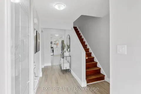 913 Gentry Crescent, ON L1K 1L6