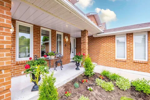 40 Canmore Boulevard, ON M1C 3W2