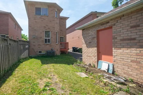 84 Bridlegrove Drive, ON M1W 3W9