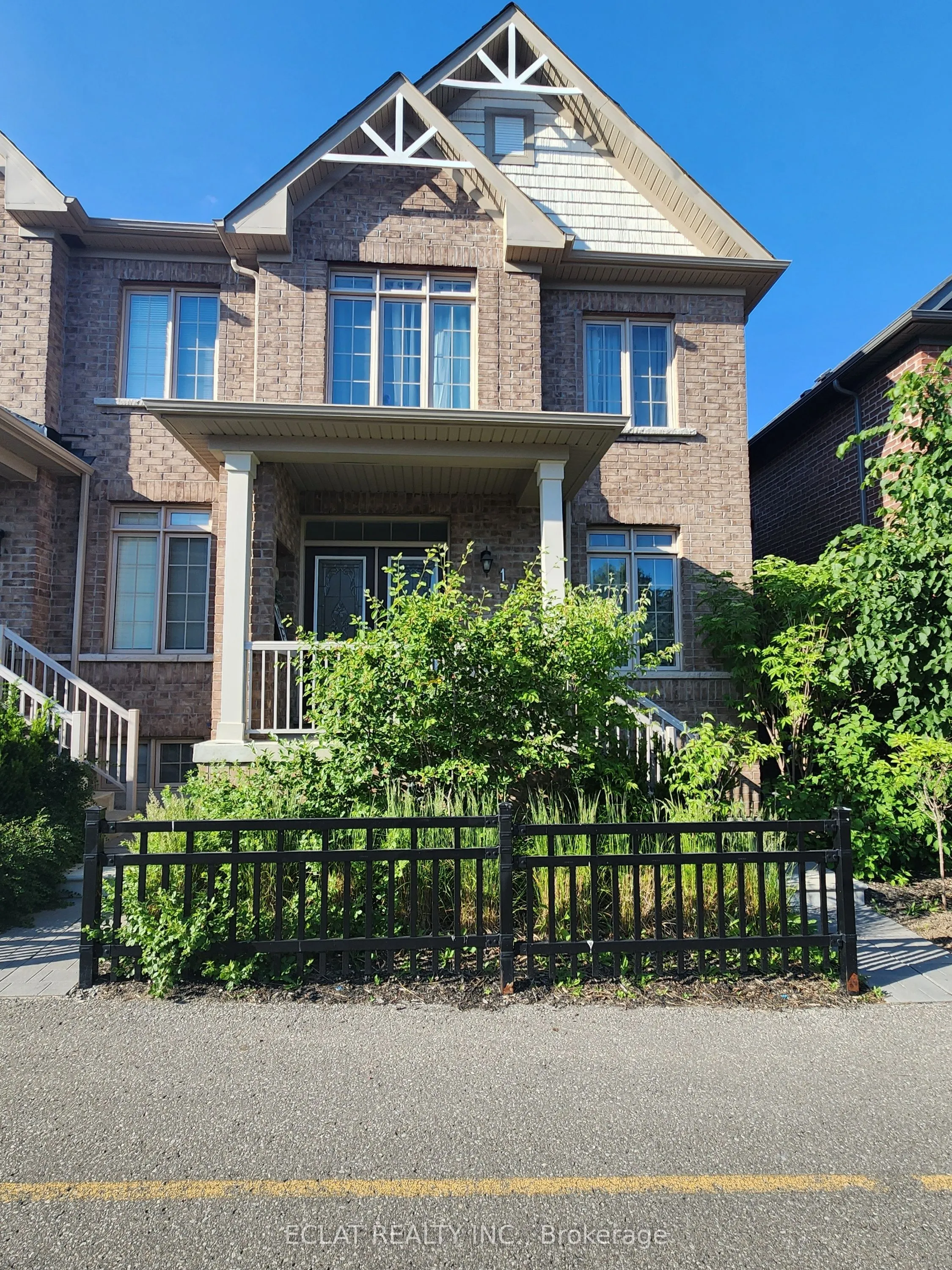 14 Aldridge Lane, ON L1B 0V6