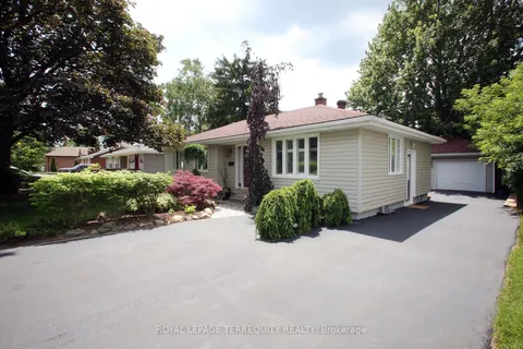 208 Craydon Road, ON L1N 2B6