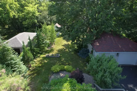 208 Craydon Road, ON L1N 2B6
