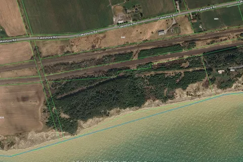 P.L.19* Lakeshore Road, ON L1B 0E9