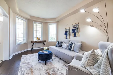 148 Brookhouse Drive, ON L1B 1N9