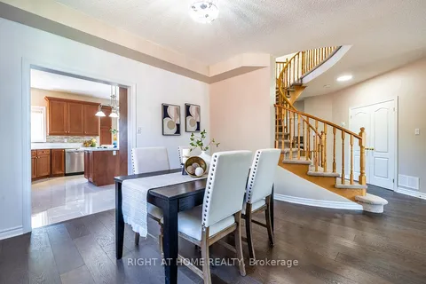 148 Brookhouse Drive, ON L1B 1N9
