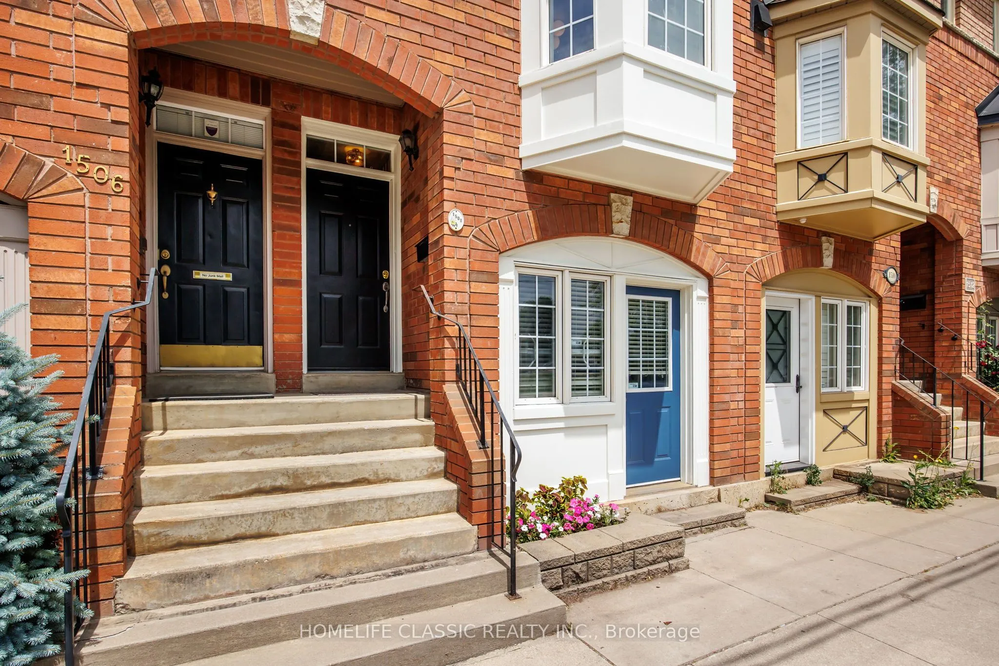 1508 Queen Street, ON M4L 1E3