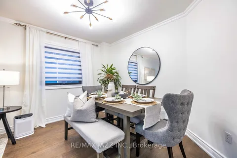 3 Windbreak Crescent, ON L1P 1P8