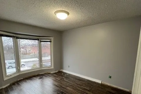49 Halfmoon Square, ON M1C 3V4
