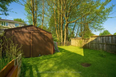 506 Lanark Drive, ON L1J 6H7