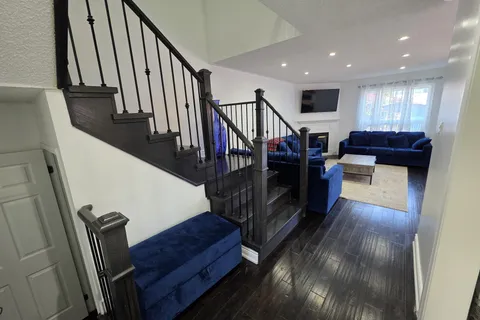 15 Candlebrook Drive, ON L1R 2V4
