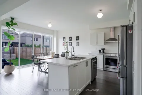 51 Clipper Lane, ON L1C 4B1