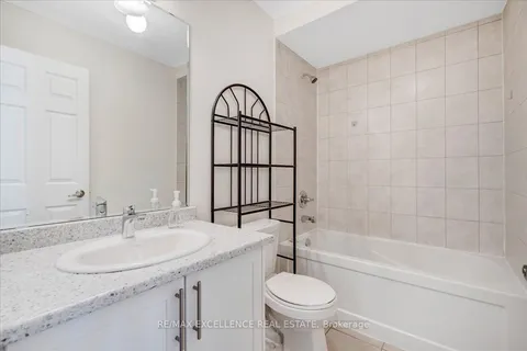1315 Apollo Street, ON L1K 3E6