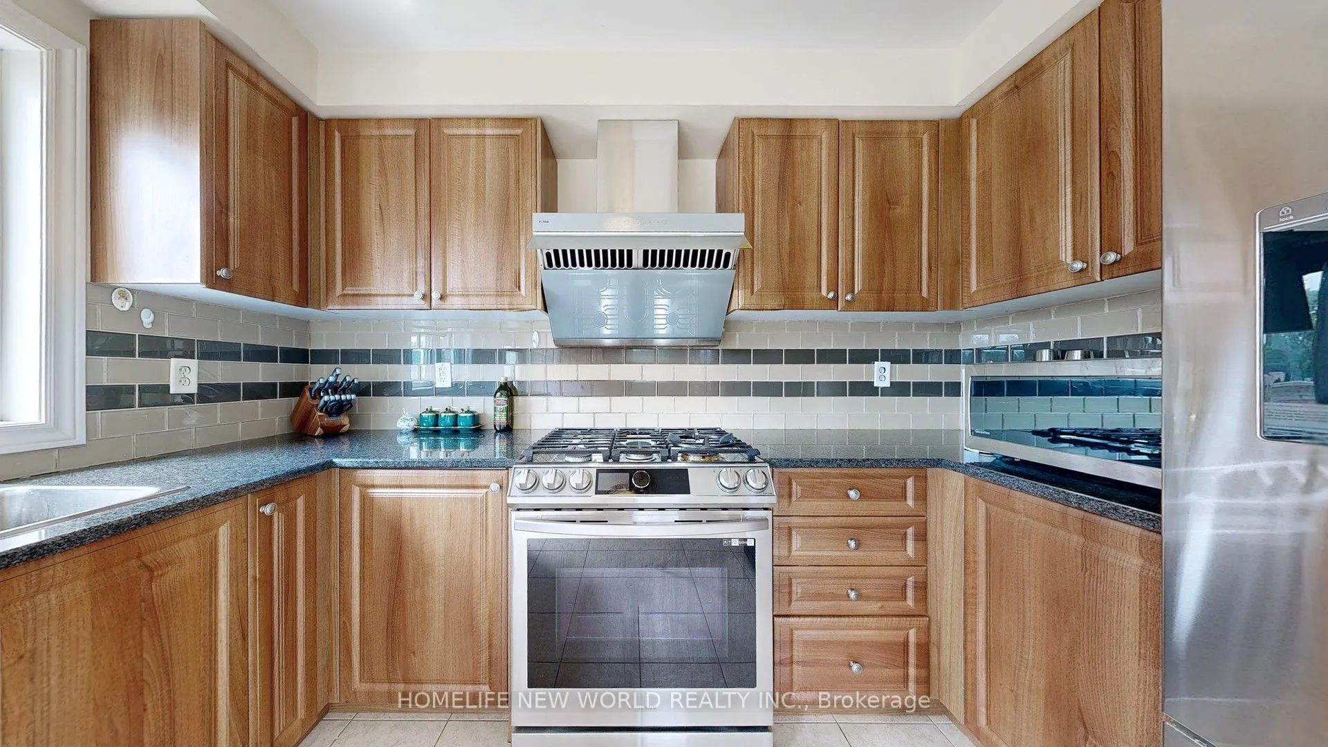 49 Kawneer Terrace, ON M1P 0C2