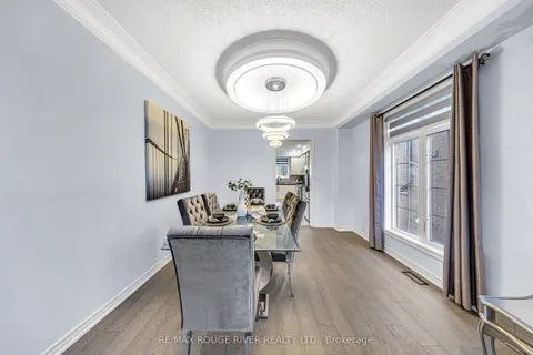 8 St Philip Court, ON L1P 0A5