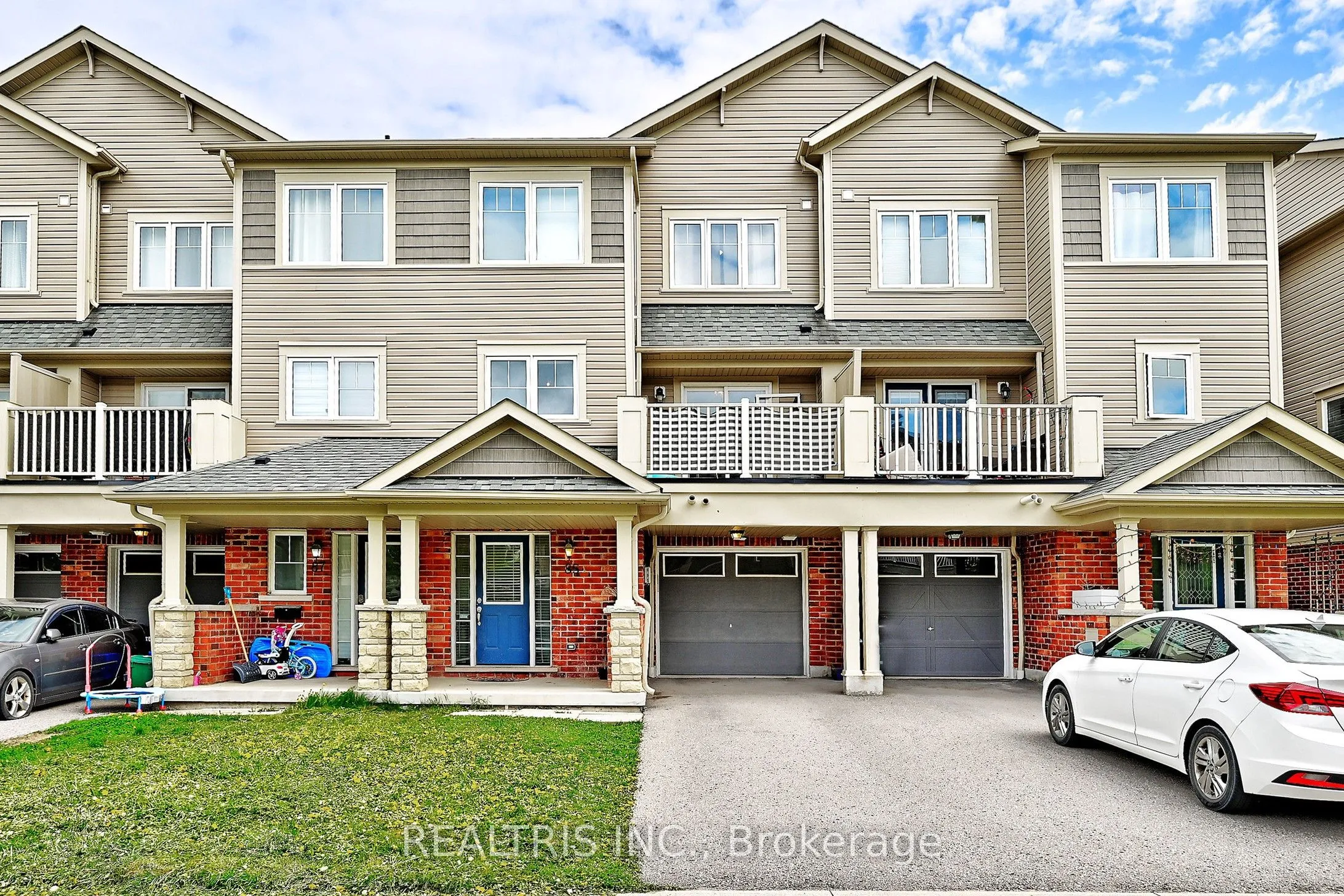 85 Tabaret Crescent, ON L1L 0G5