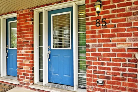 85 Tabaret Crescent, ON L1L 0G5