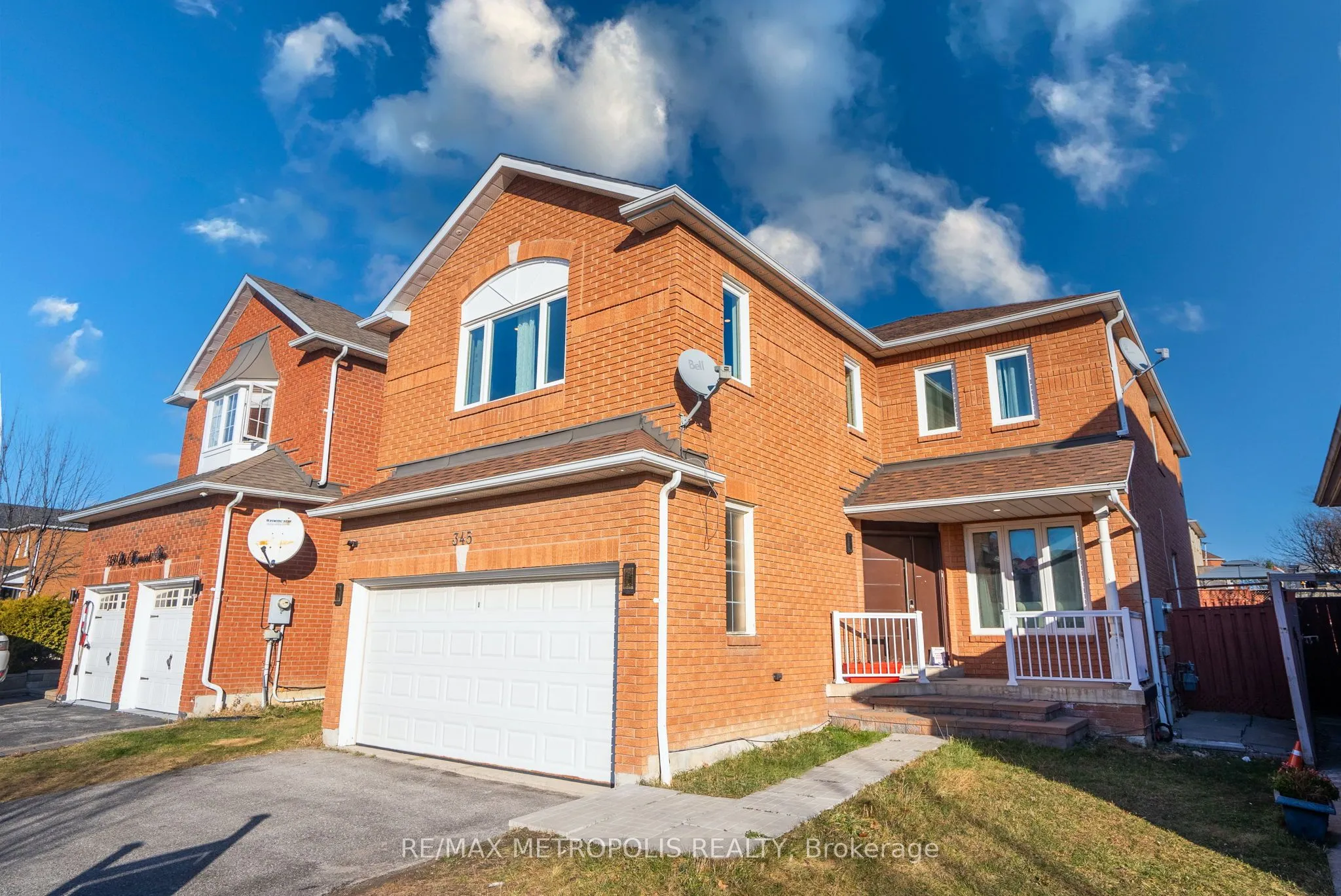 345 Old Harwood Avenue, ON L1Z 1H6