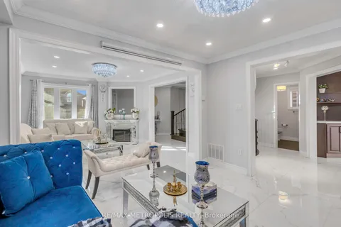345 Old Harwood Avenue, ON L1Z 1H6