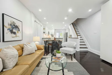 368 Coxwell Avenue, ON M4L 3B7