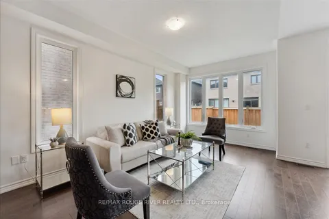 122 Laing Drive, ON L1P 0N5
