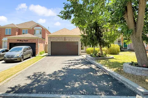 1009 Maury Crescent, ON L1X 1P7