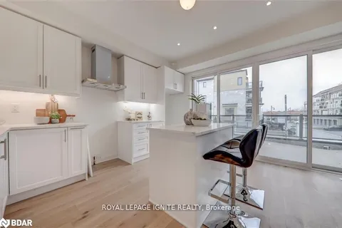 807 Port Darlington Road, ON L1C 7G4