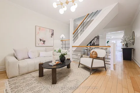 245 Kenilworth Avenue, ON M4L 3S7