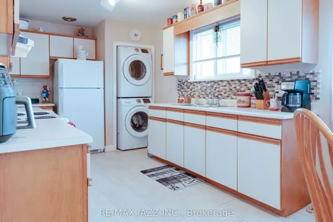 415 Stevenson Road, ON L1J 5N7