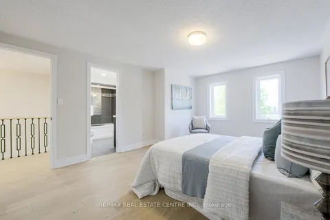 27 Rickaby Street, ON L1C 4X7