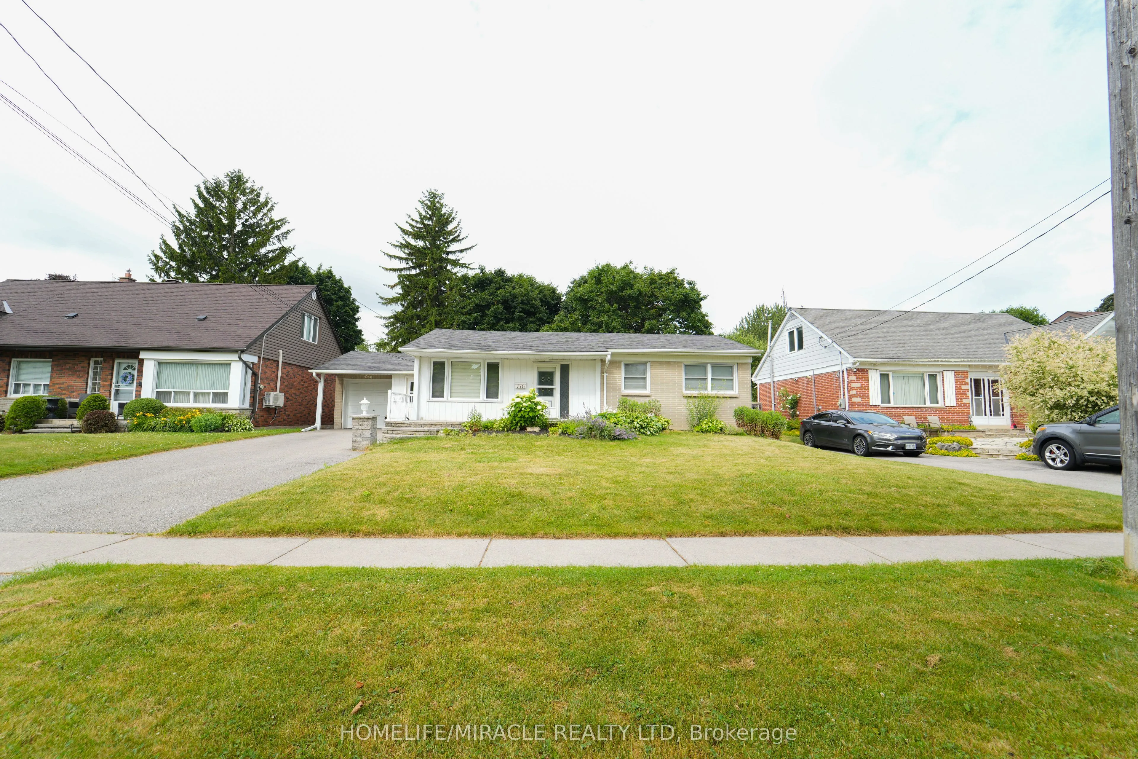 776 Grierson Street, ON L1G 5J7