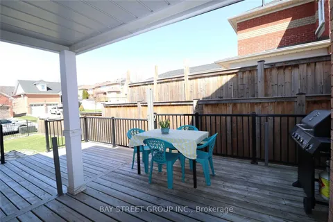 14 Mccartney Avenue, ON L1R 2Y3