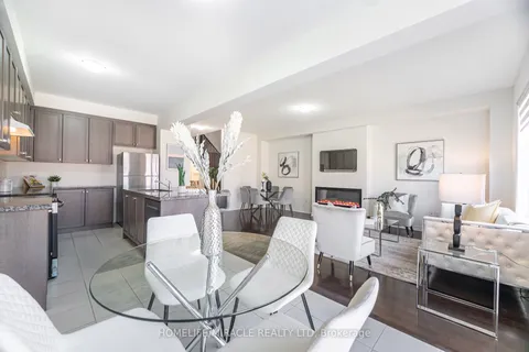 10 Van Wart Street, ON L1P 0P8