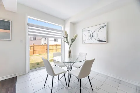 10 Van Wart Street, ON L1P 0P8