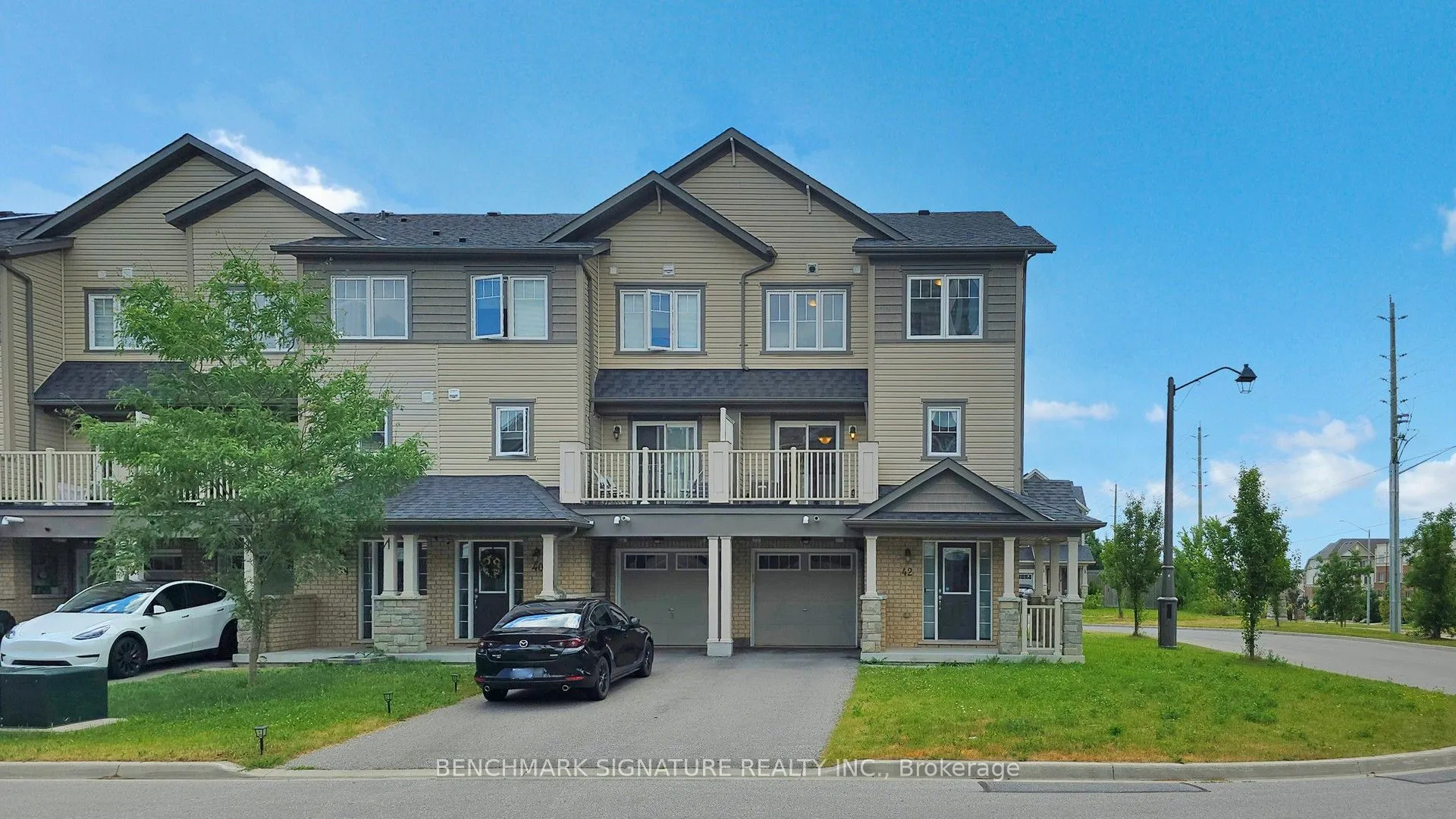 42 Nearco Crescent, ON L1L 0J4