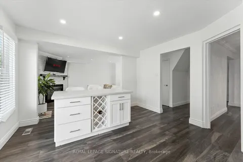 68 Magill Drive, ON L1T 3K7